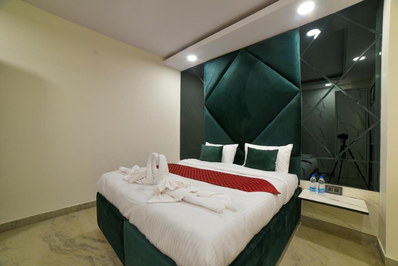 The Twenties Kamla Nagar Hotel New Delhi Ngoại thất bức ảnh