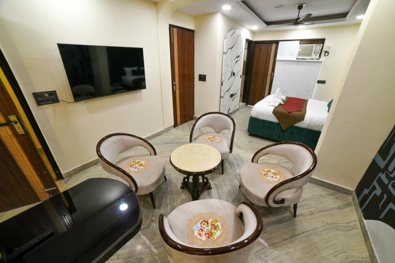 The Twenties Kamla Nagar Hotel New Delhi Ngoại thất bức ảnh
