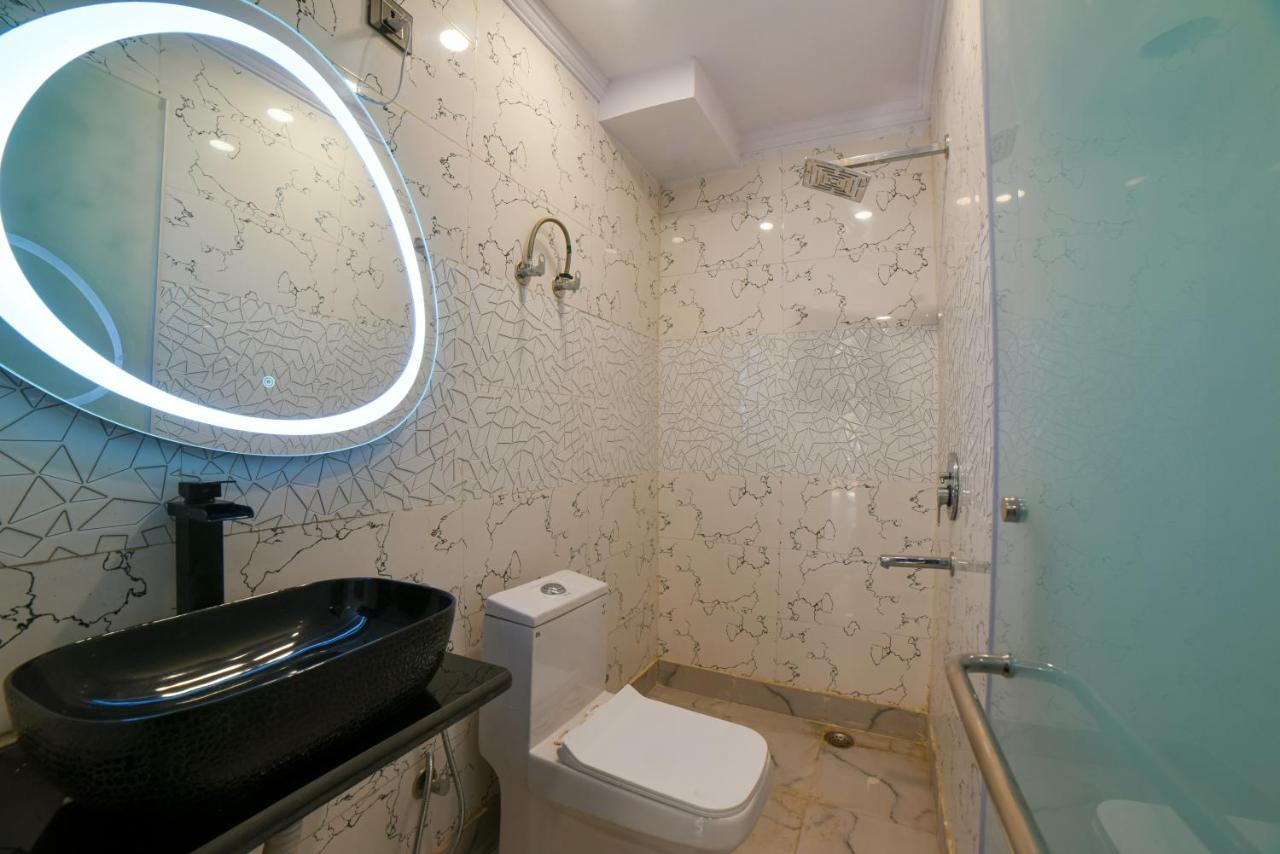 The Twenties Kamla Nagar Hotel New Delhi Ngoại thất bức ảnh
